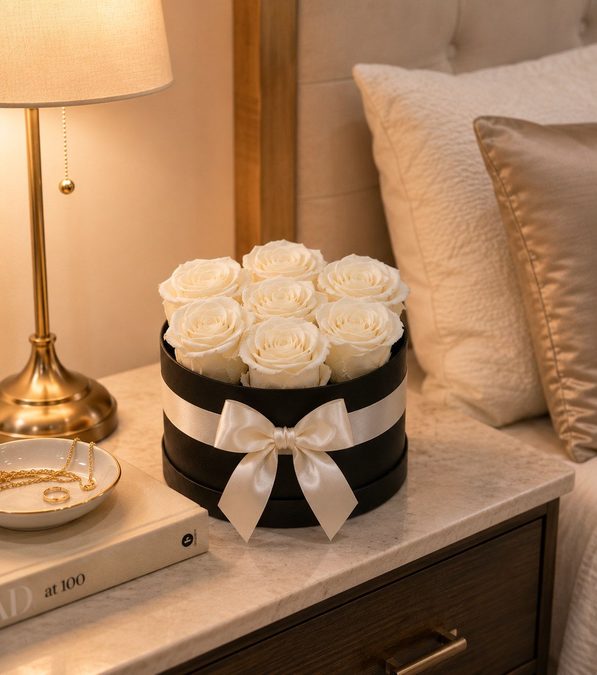 Hatbox 7 Lasting Roses